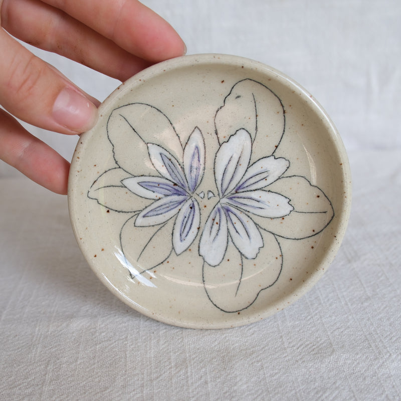Naupaka Flower | Dish image 0