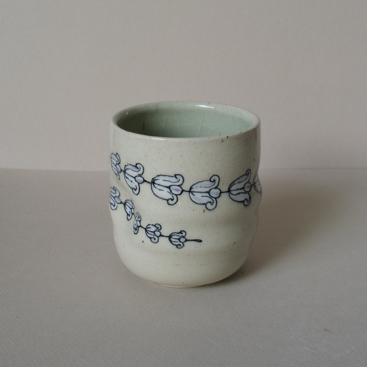 Crown Flower | Pinch Cup