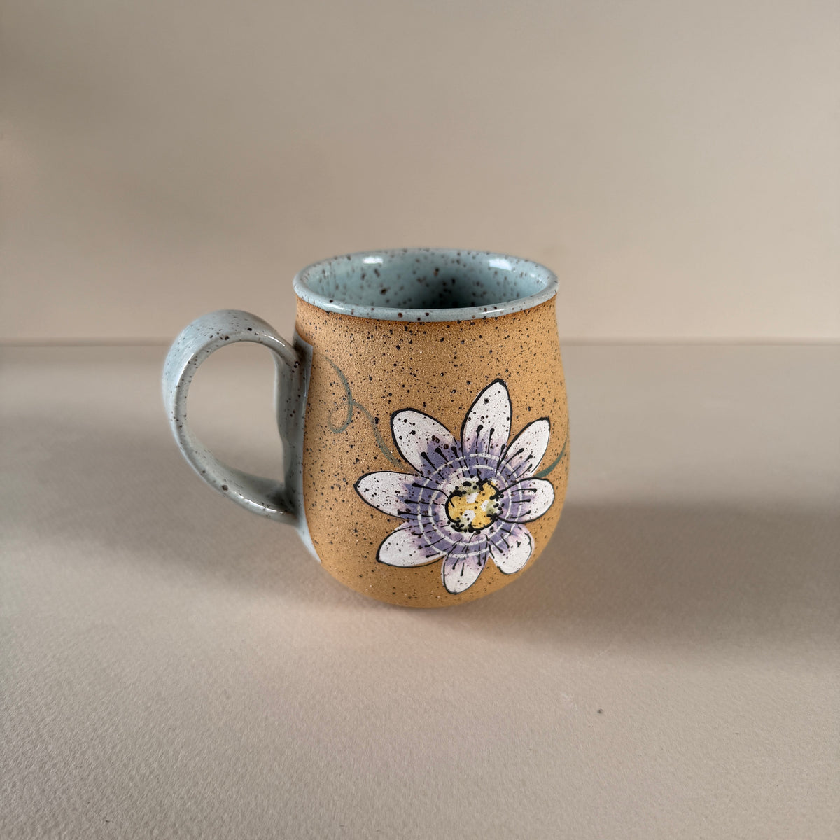 Lilikoi Blossom | 8oz Mug