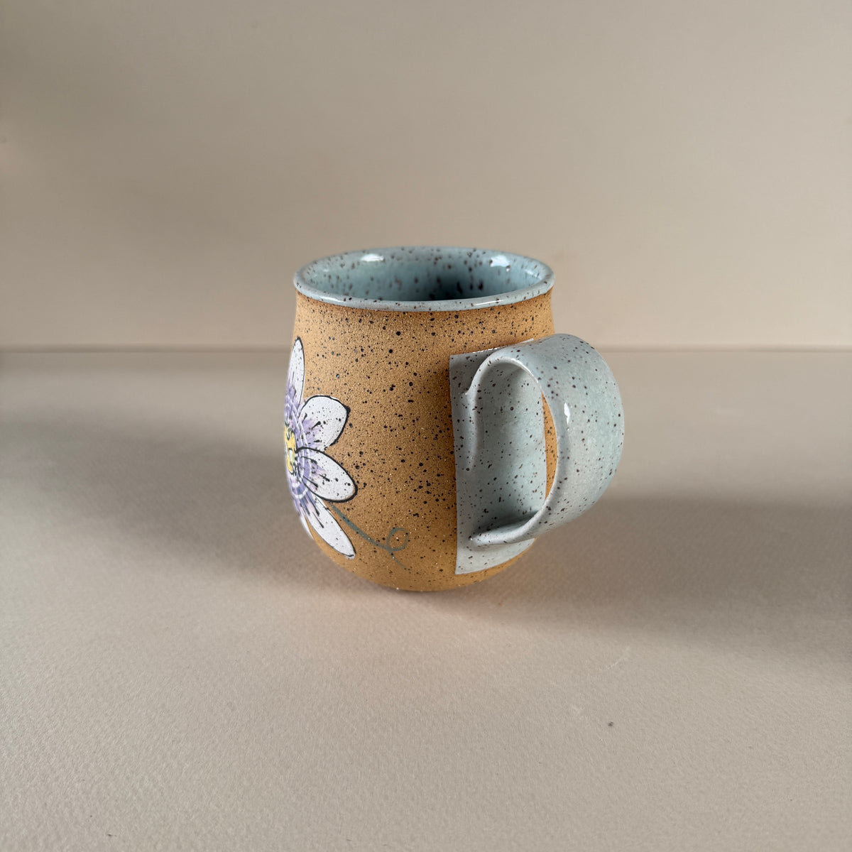 Lilikoi Blossom | 8oz Mug