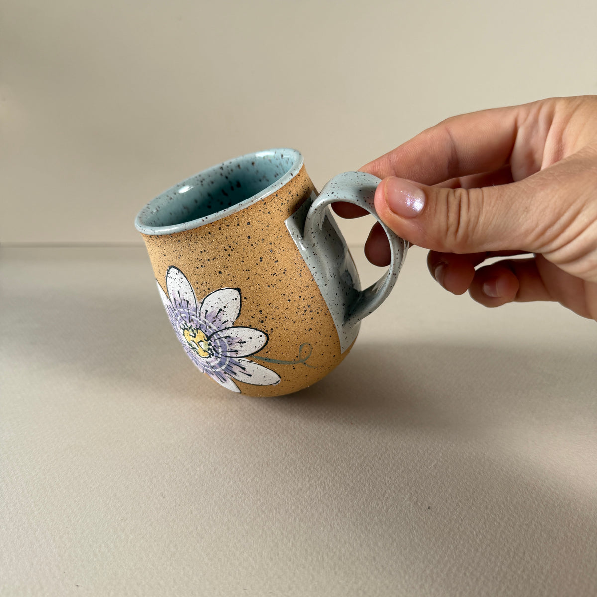Lilikoi Blossom | 8oz Mug