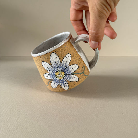 Lilikoi Blossom | 12oz Mug