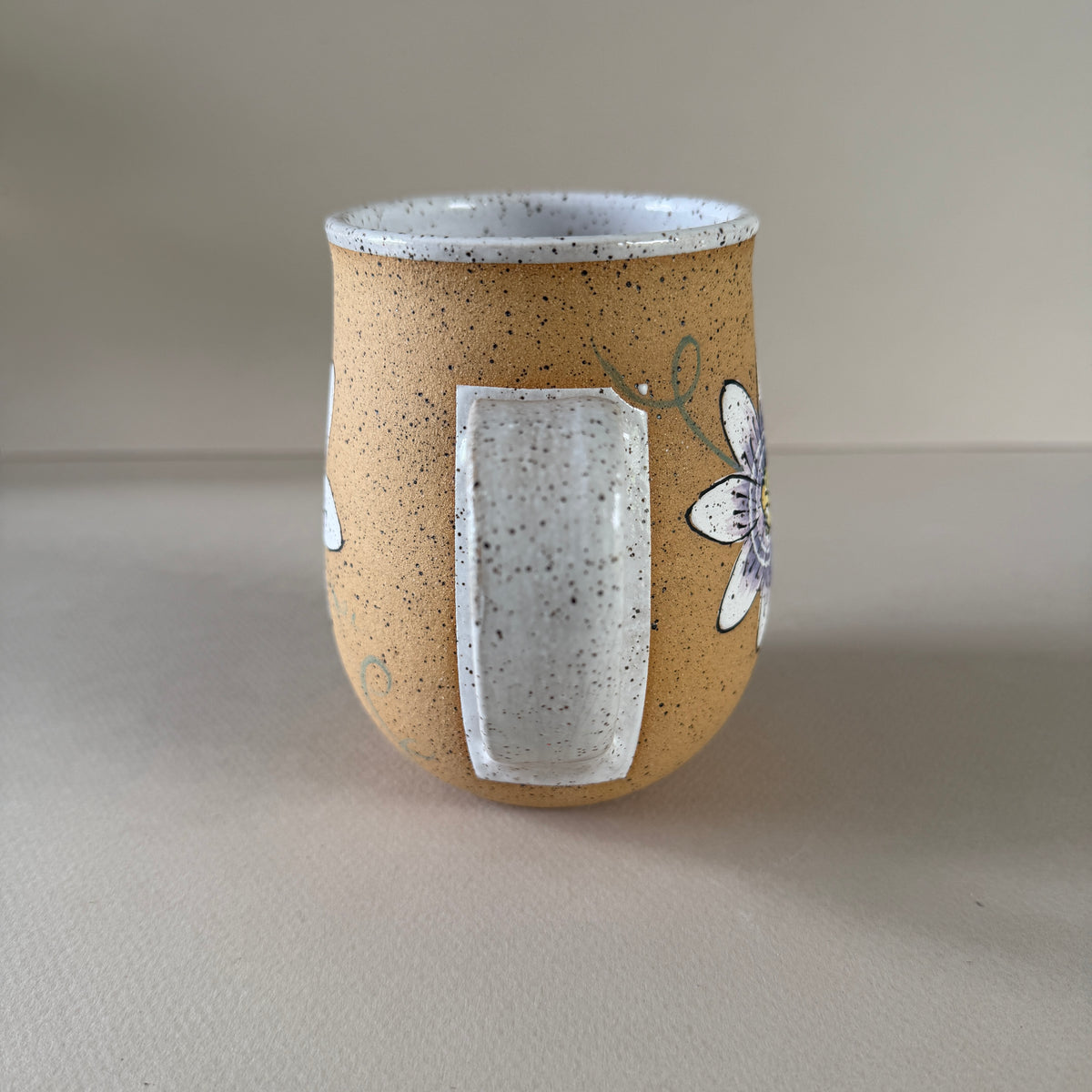 Lilikoi Blossom | 14oz Mug